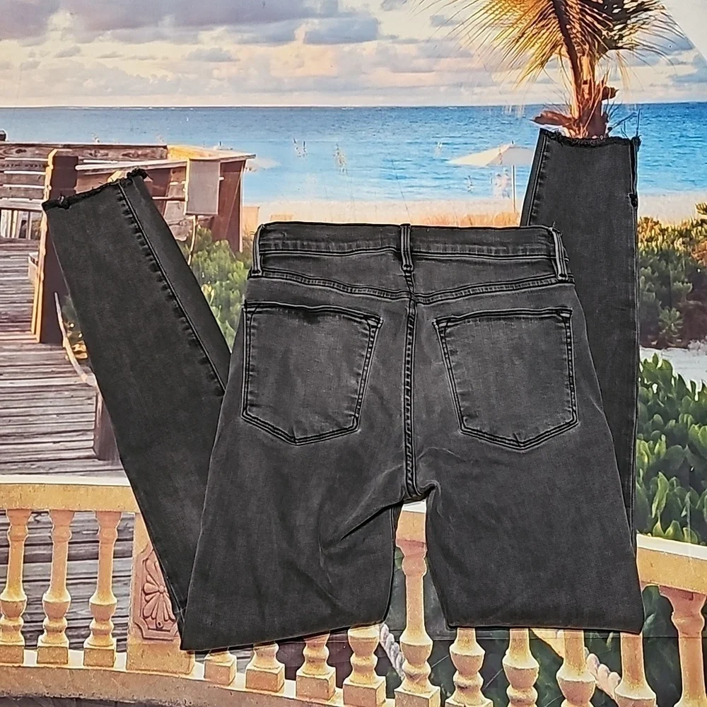 Frame Le High Skinny Raw‎ Hem Jeans Size 25